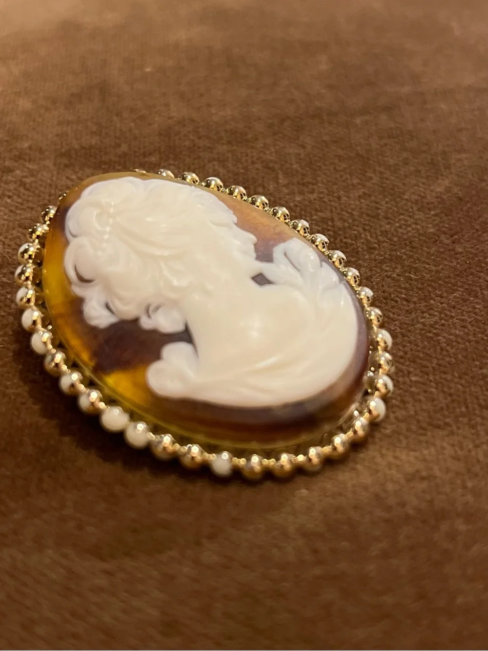 Vintage Cameo Brooch · Western Germany · 1950s 1960s Costume Jewelry